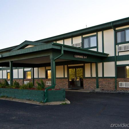Rodeway Inn Брейнерд Экстерьер фото